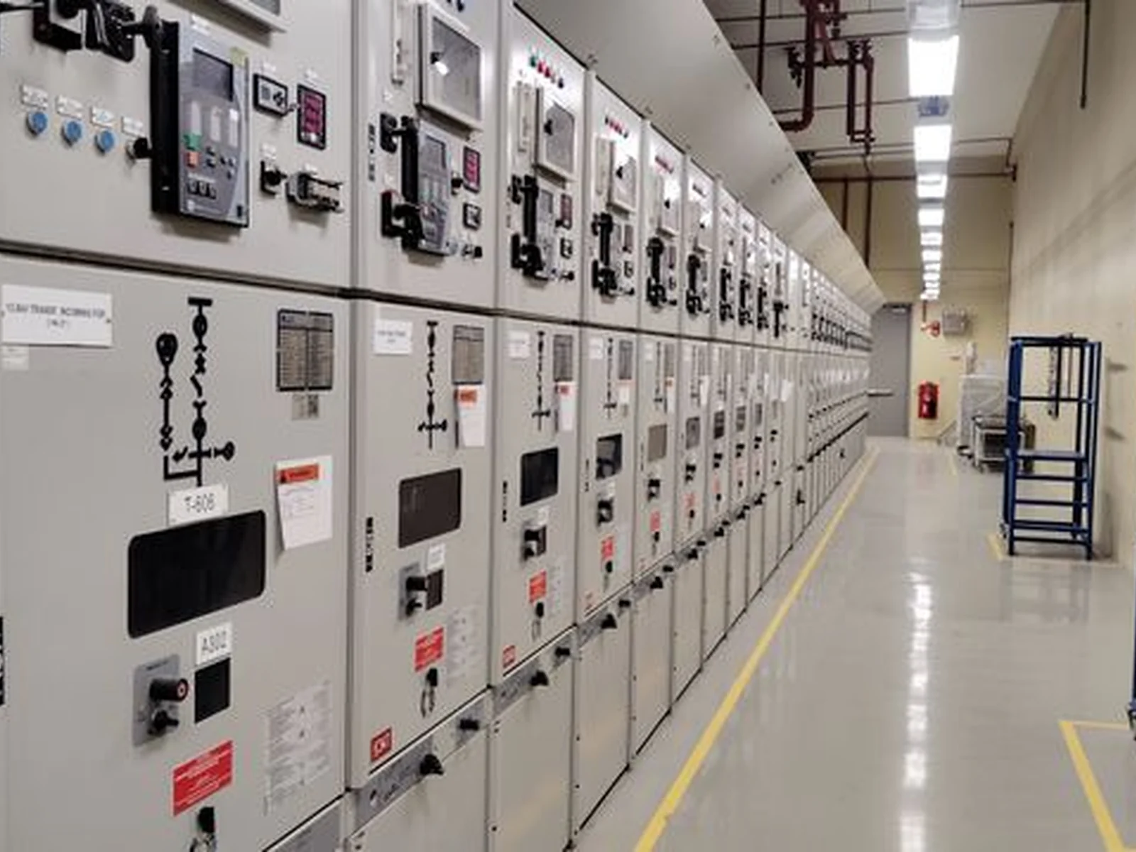 Electrical installation and building power infrastructure